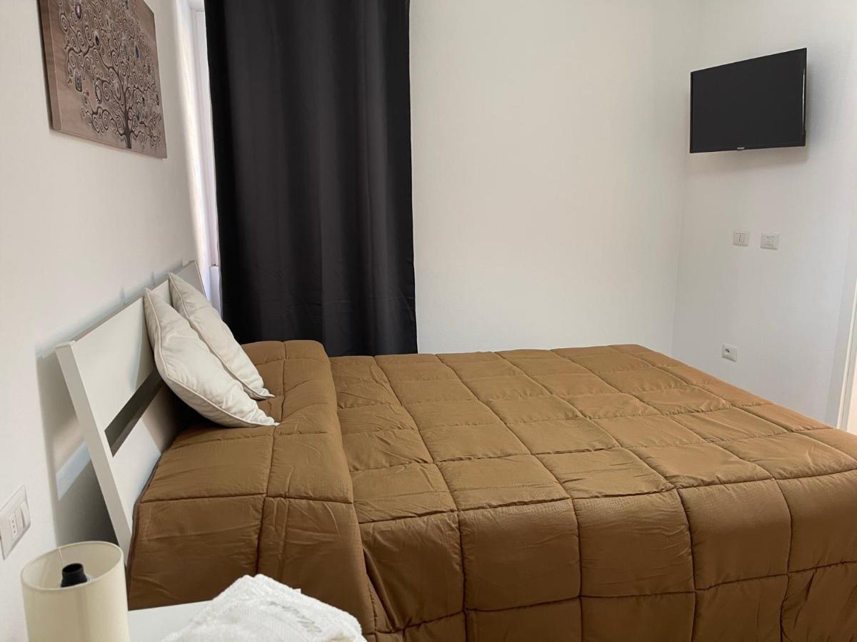 Matty'S Hotel Олбия Екстериор снимка