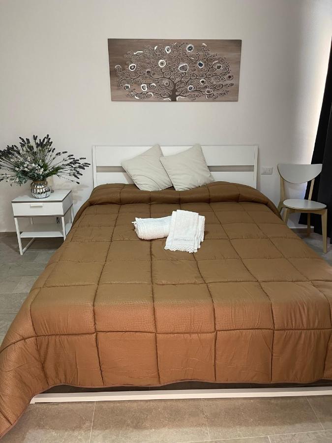 Matty'S Hotel Олбия Екстериор снимка