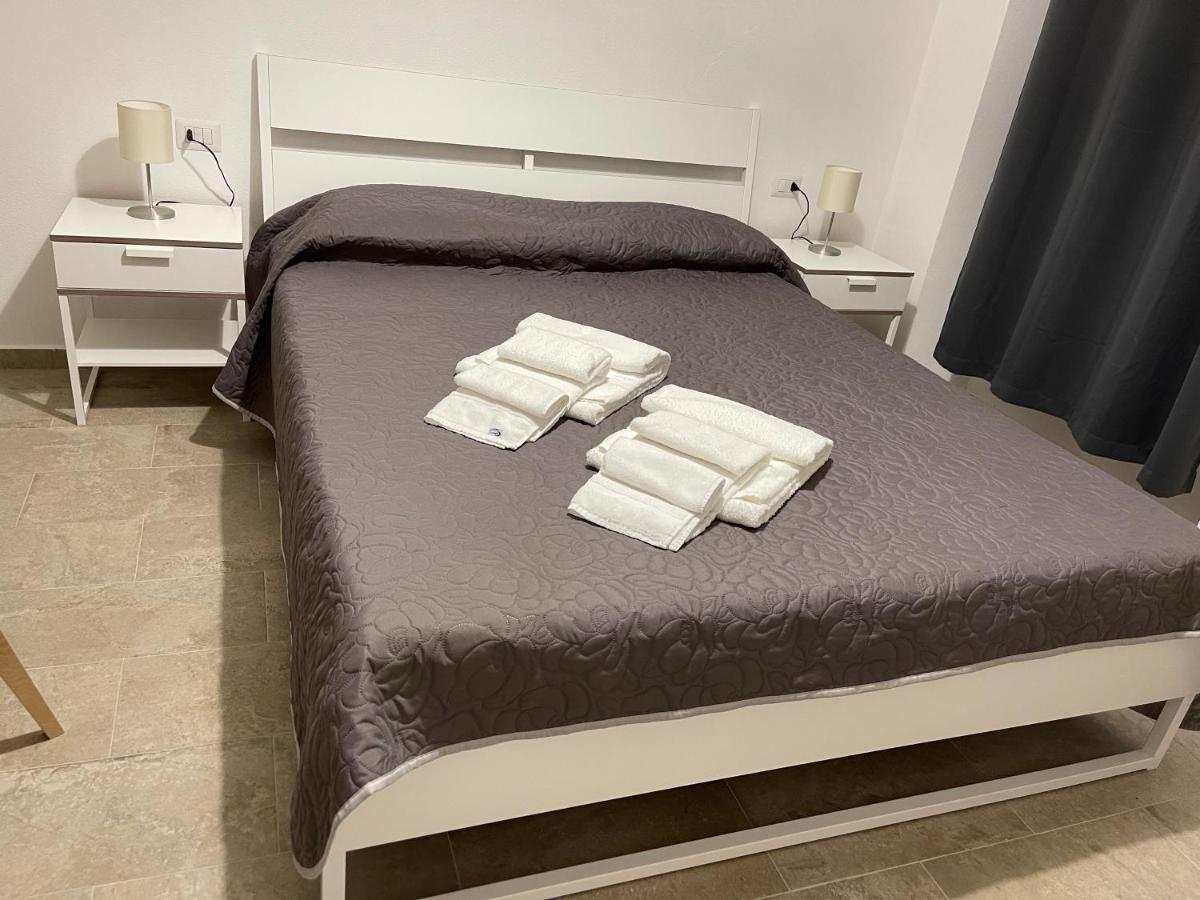 Matty'S Hotel Олбия Екстериор снимка